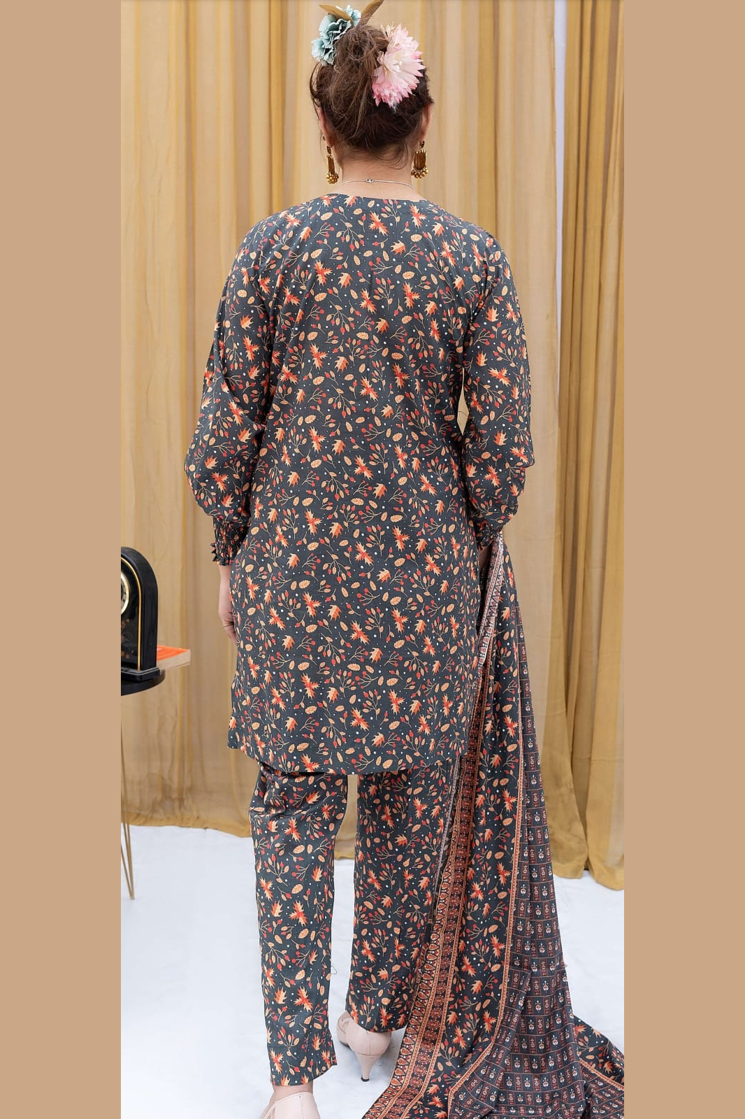 PRESENTING NOOR E CHASHAM BY SAPHONA Stylelibas.com