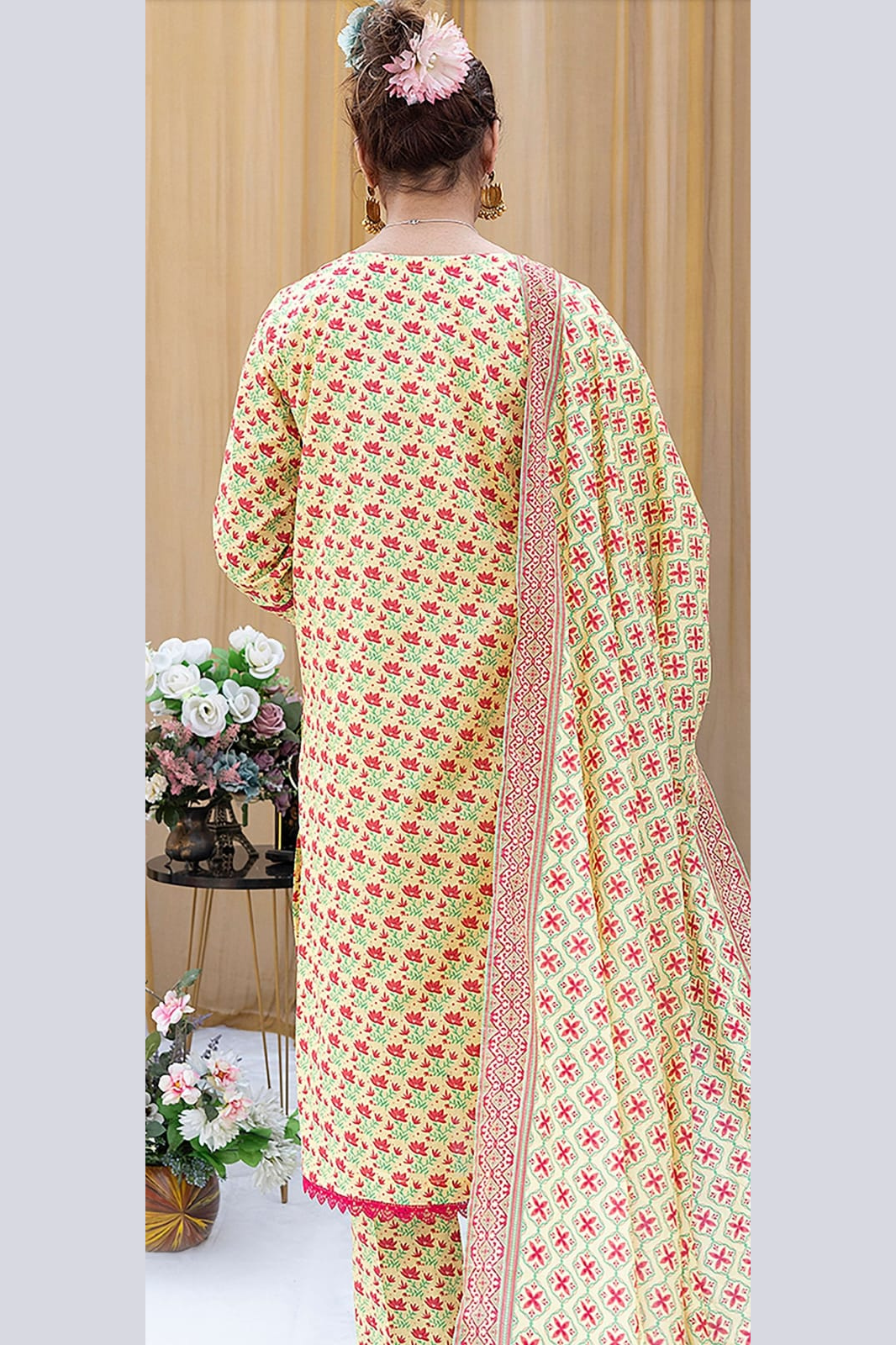 PRESENTING NOOR E CHASHAM BY SAPHONA Stylelibas.com