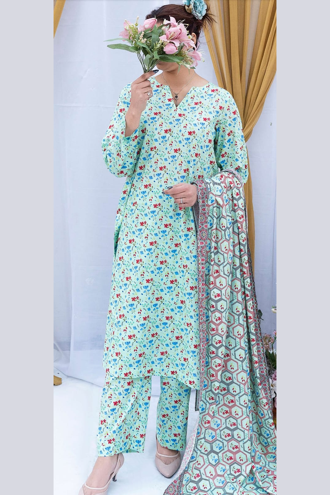 PRESENTING NOOR E CHASHAM BY SAPHONA Stylelibas.com