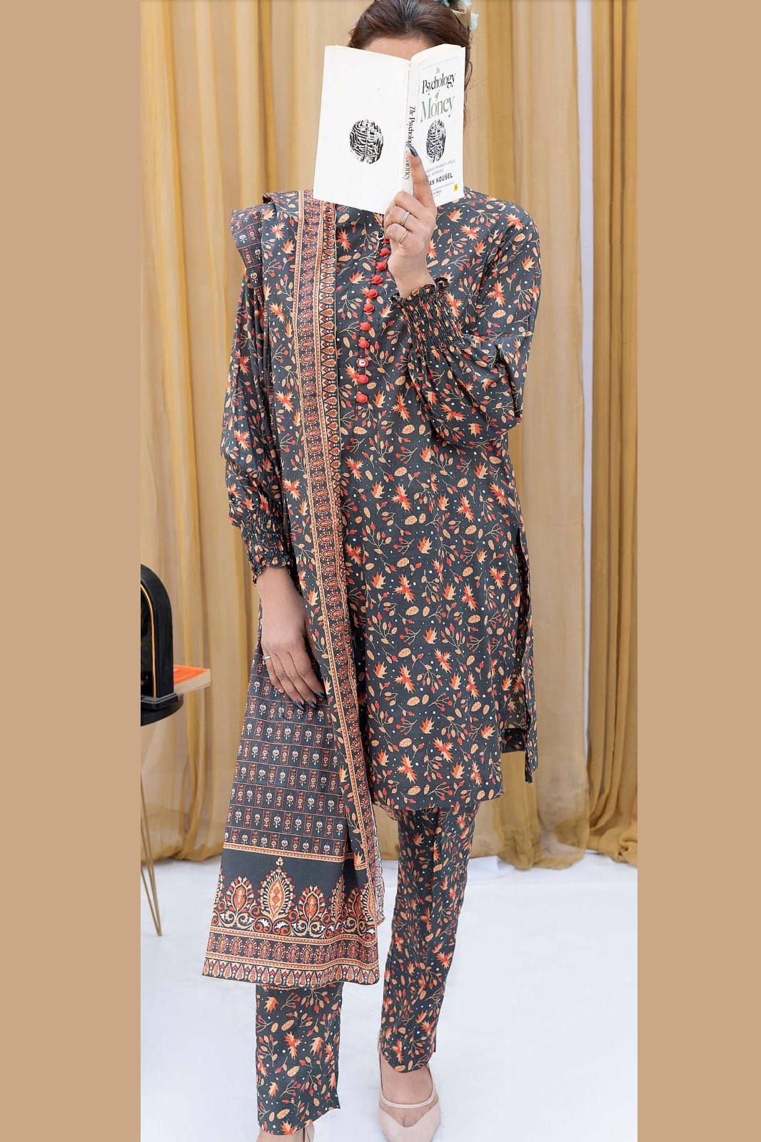 PRESENTING NOOR E CHASHAM BY SAPHONA Stylelibas.com