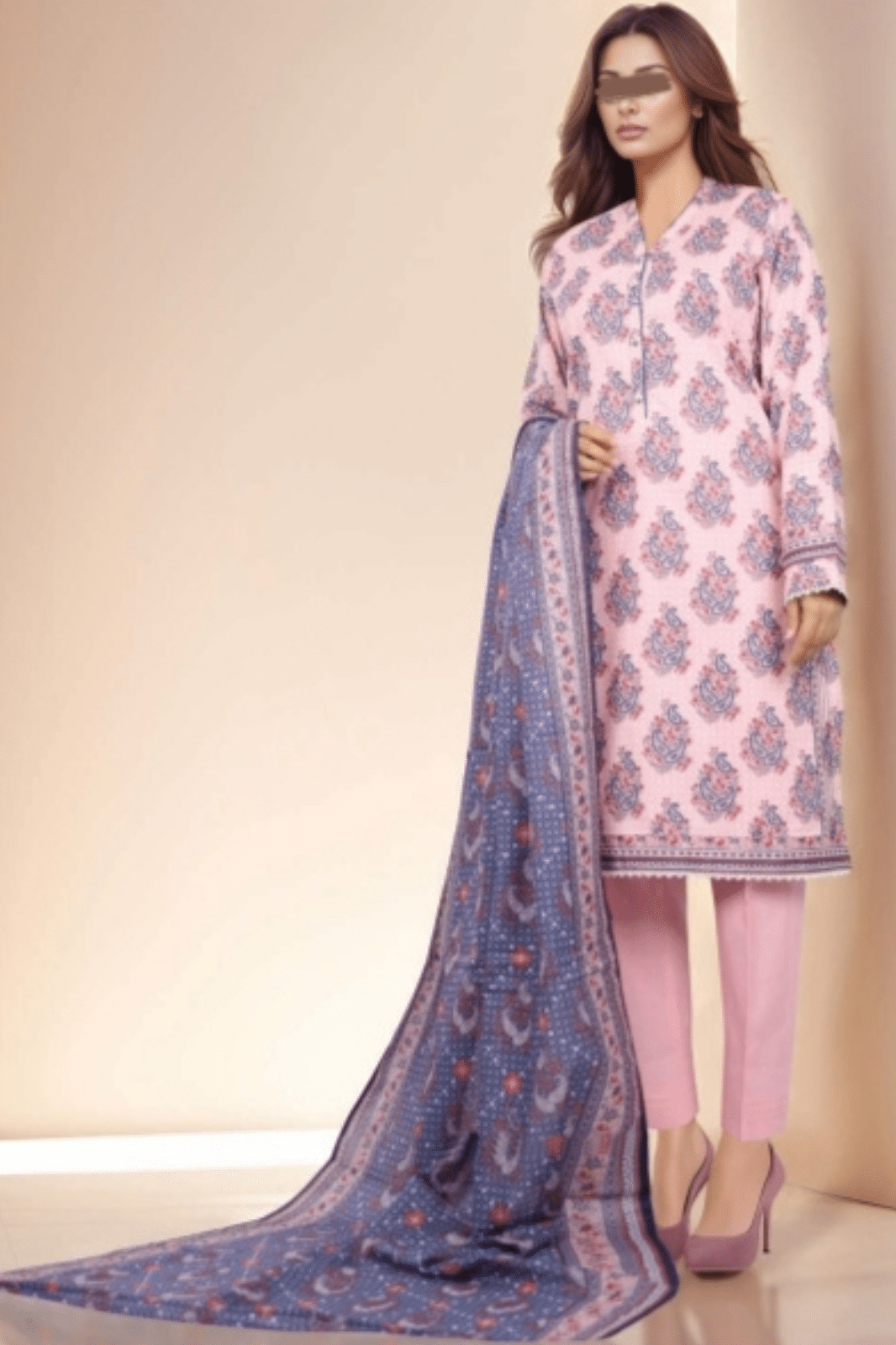 SAYA Presenting The Most Populer Brand Of Pakistan Printed Lawn - 3Piece