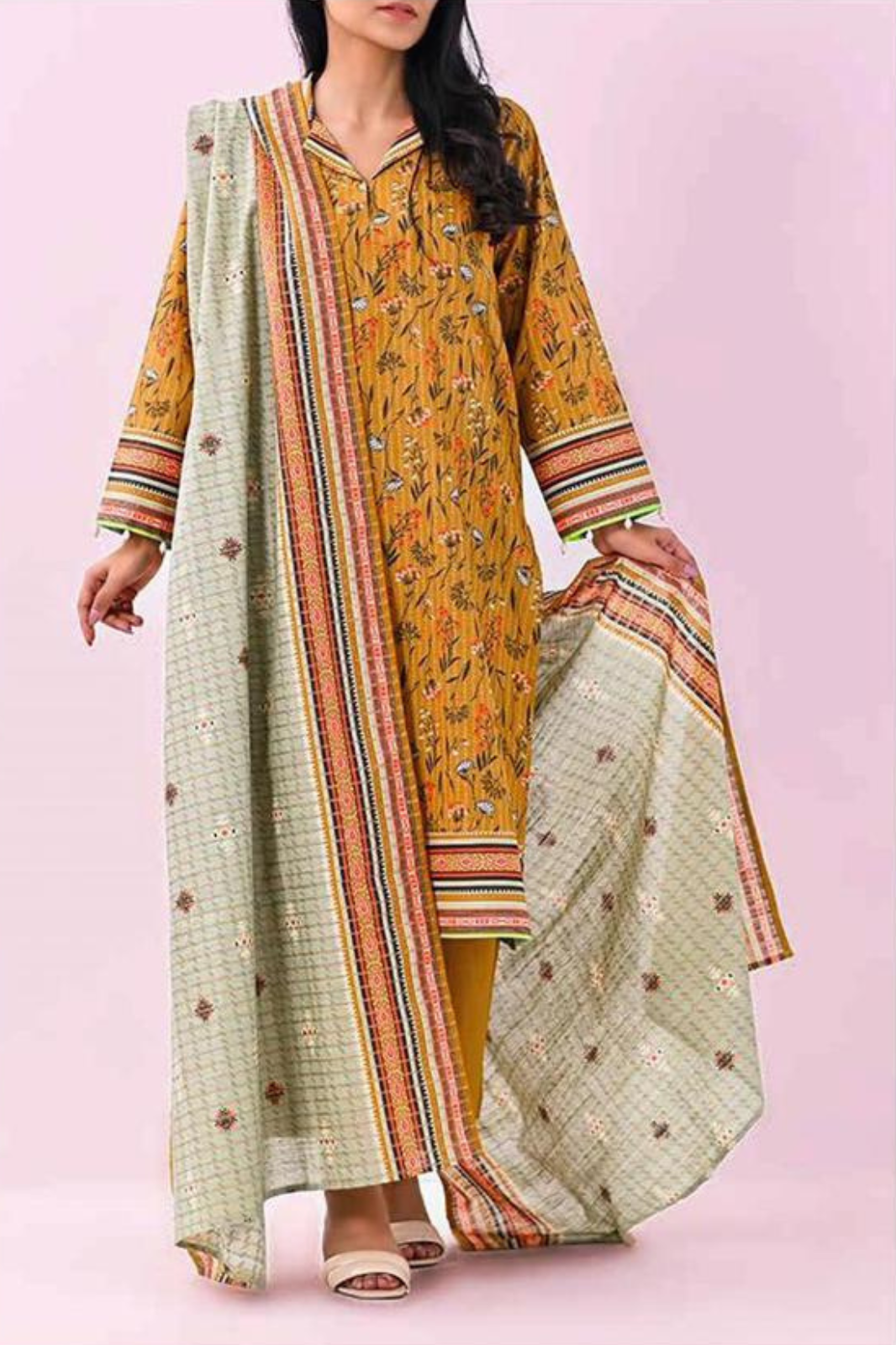 Brand : MEHAK_ Premium Qaulity Khaddar-3 Piece Printed.