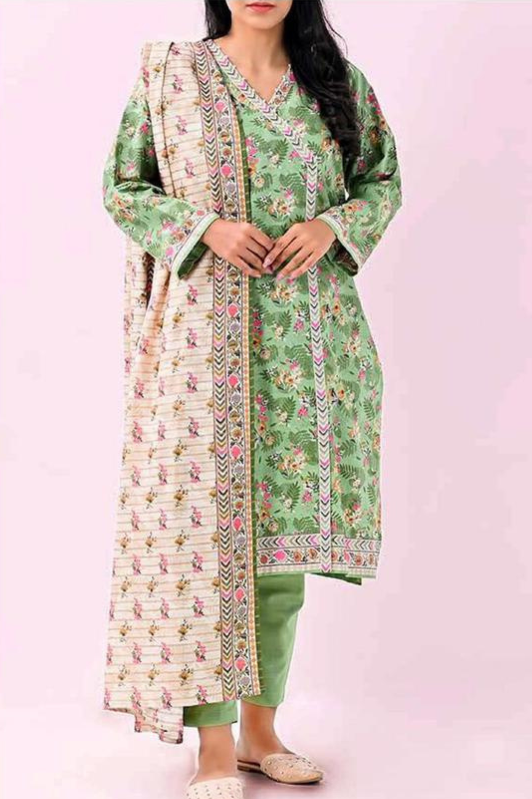 Brand : MEHAK_ Premium Qaulity Khaddar-3 Piece Printed.