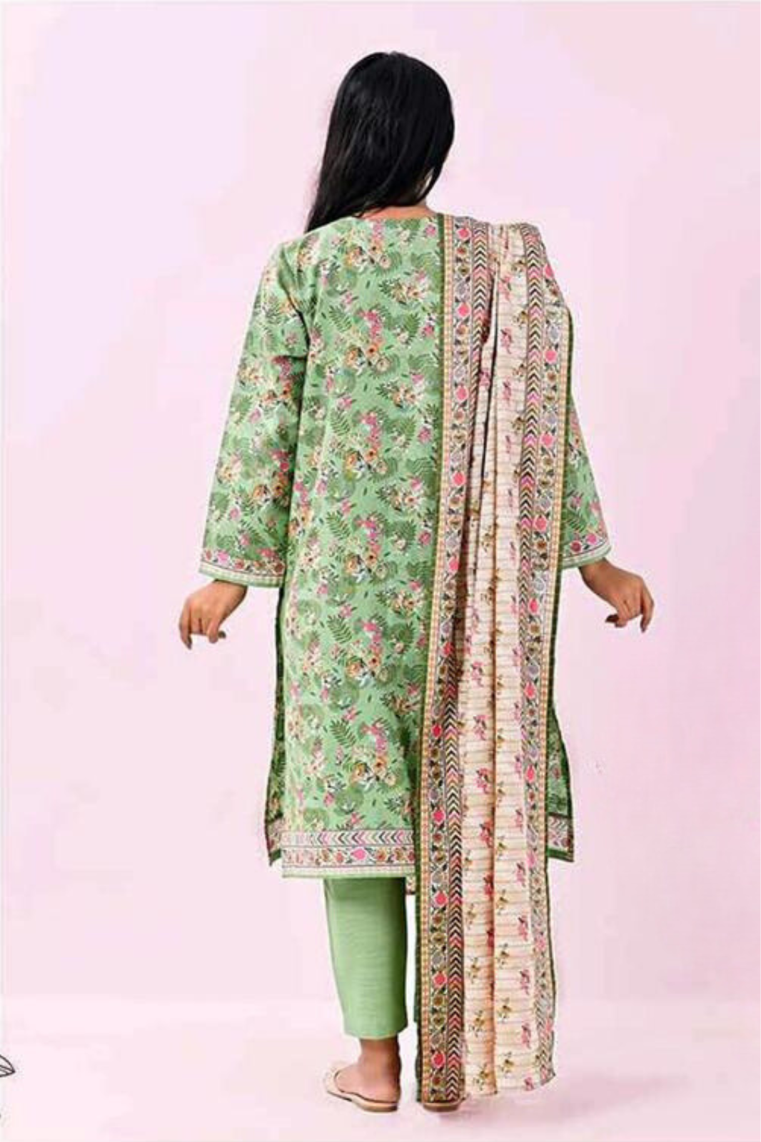 Brand : MEHAK_ Premium Qaulity Khaddar-3 Piece Printed.