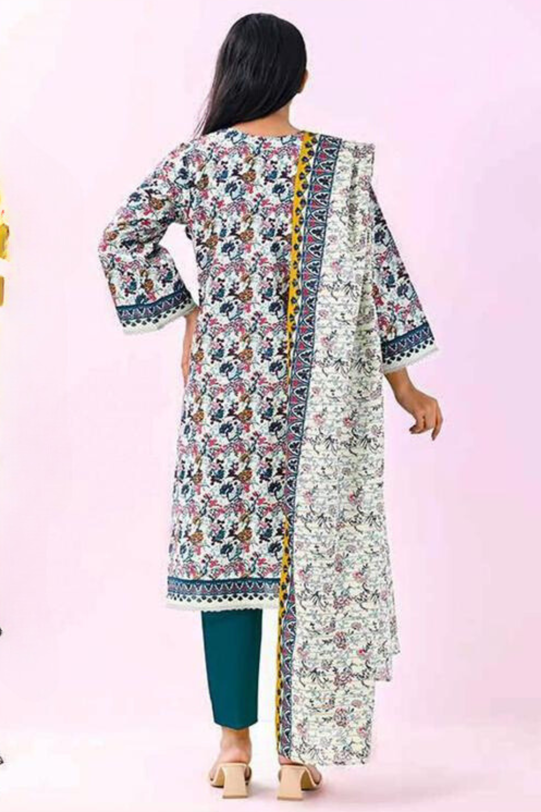 Brand : MEHAK_ Premium Qaulity Khaddar-3 Piece Printed.