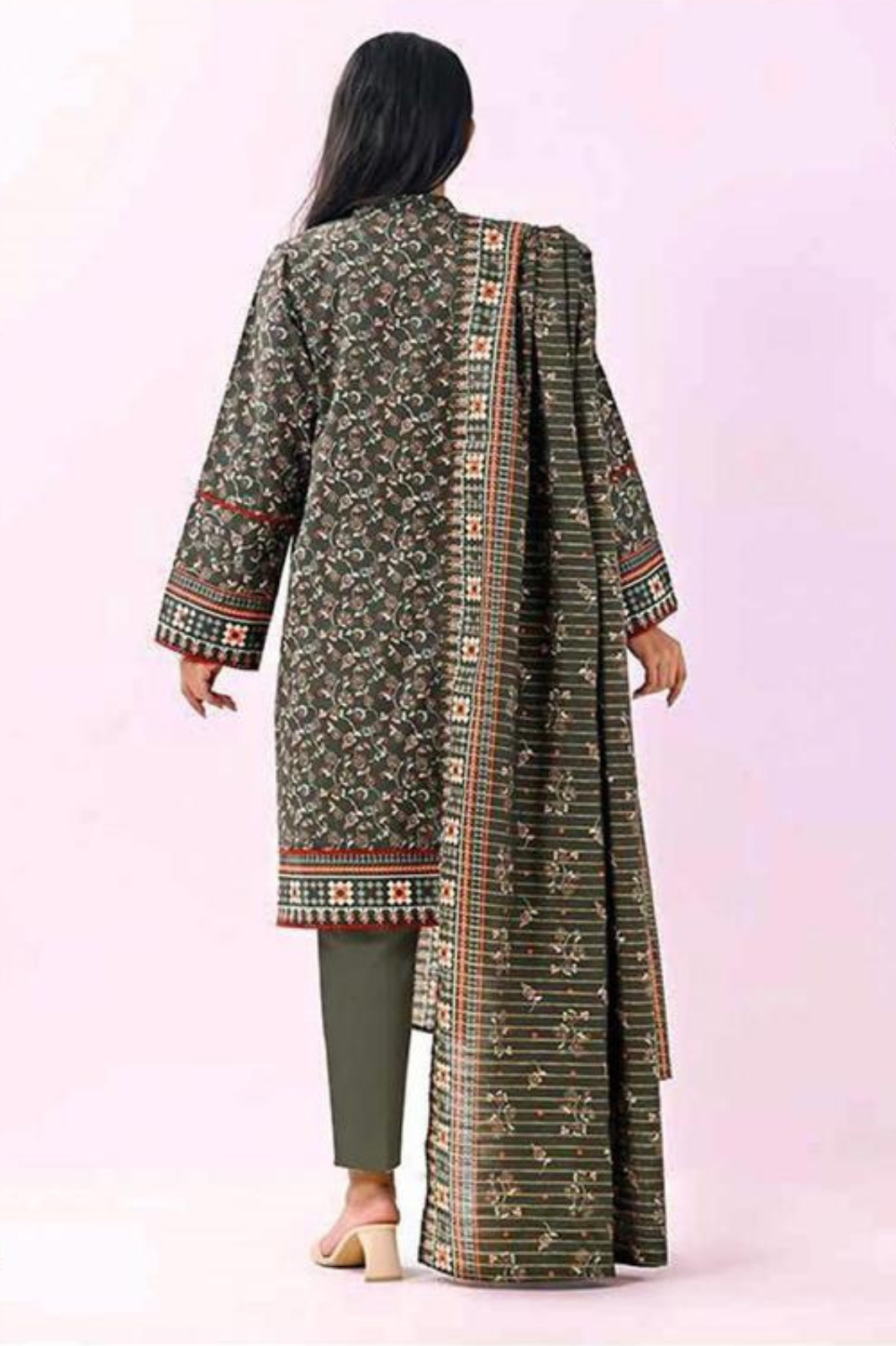 Brand : MEHAK_ Premium Qaulity Khaddar-3 Piece Printed.