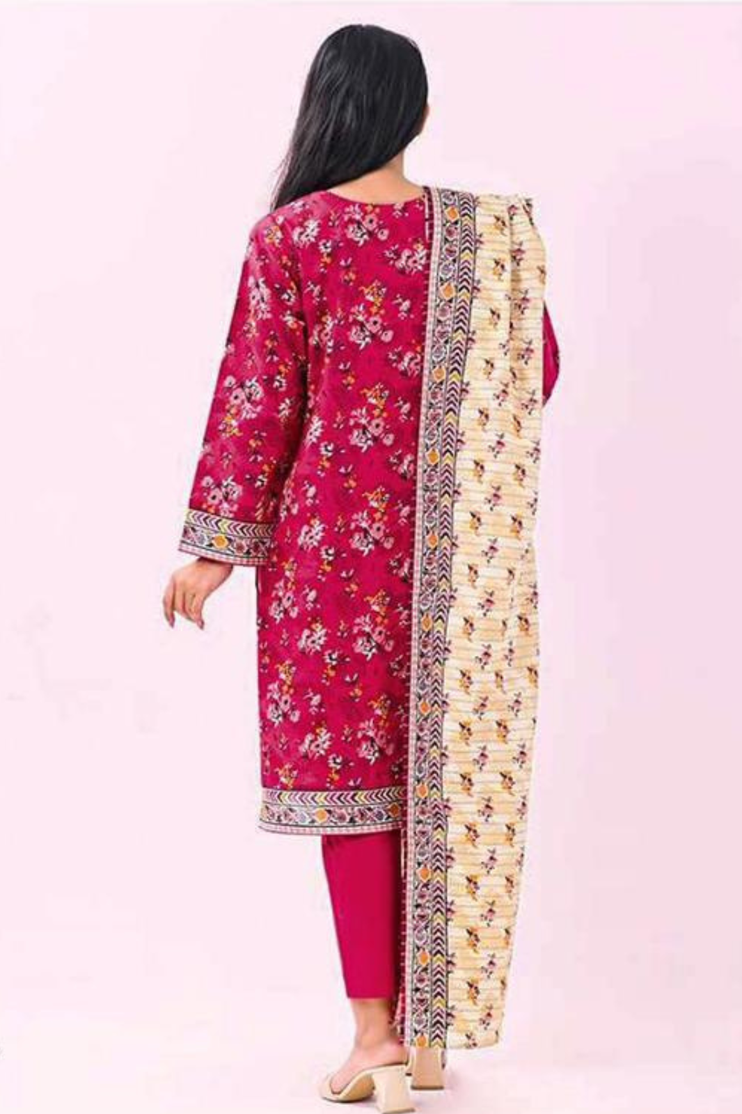 Brand : MEHAK_ Premium Qaulity Khaddar-3 Piece Printed.