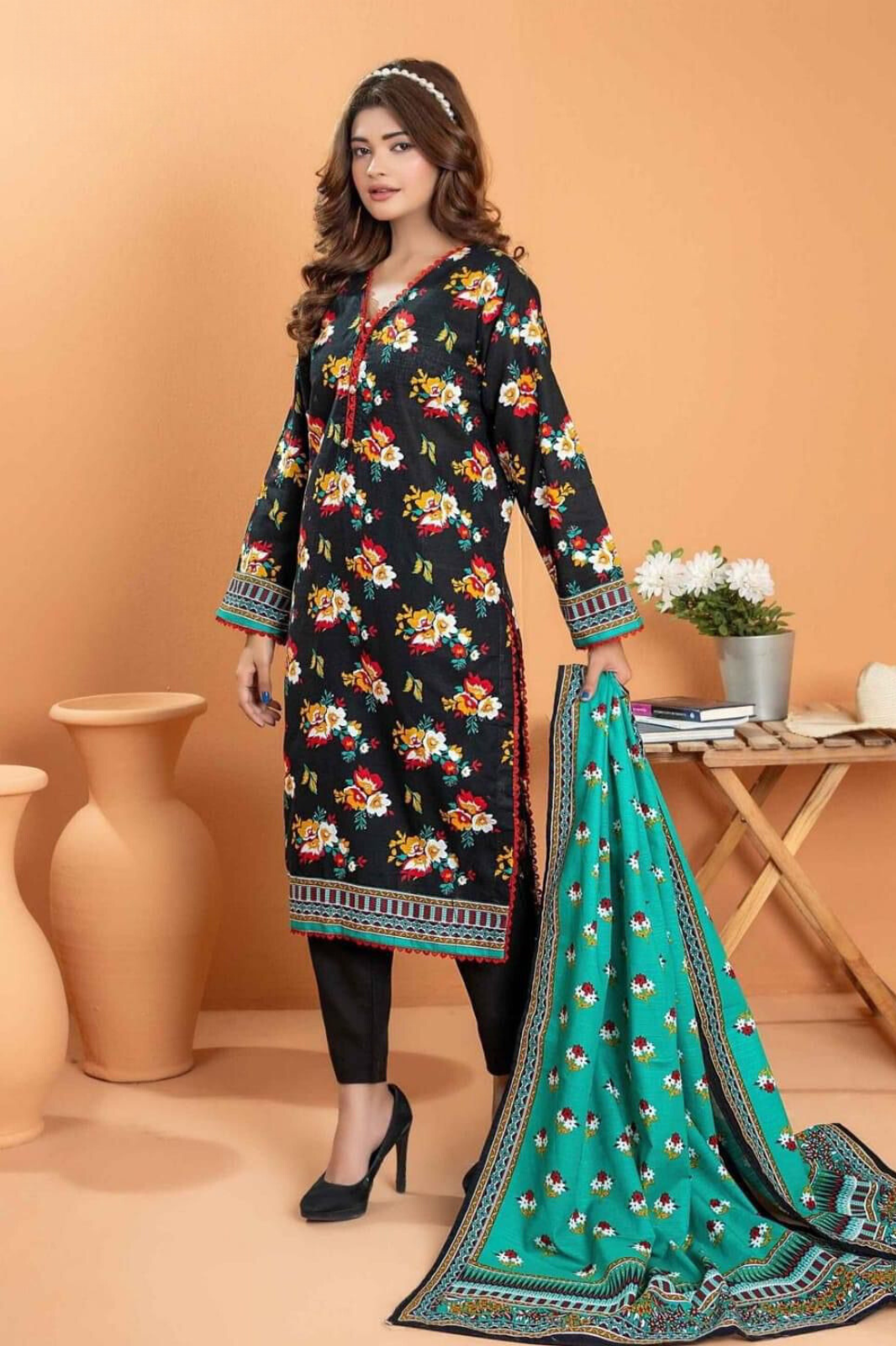 ZESH Unstitch Collection - 3Pieces Khaddar Stuff 