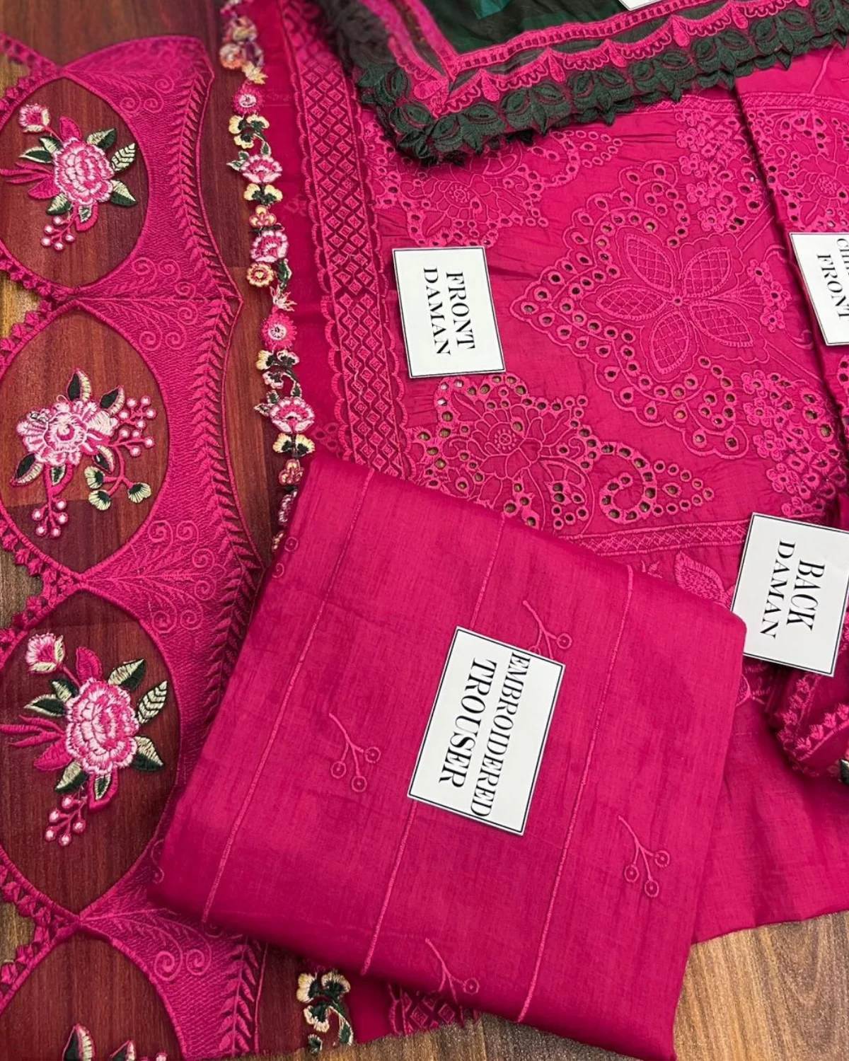 Brand Name : Saira Rizwan Design Code : D-164 Fabric Details :Embroidered Chikankari work